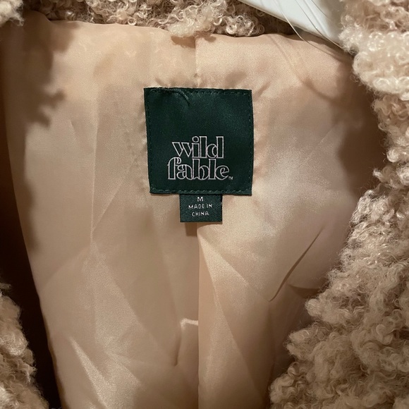 Fuzzy jacket - Picture 2 of 3